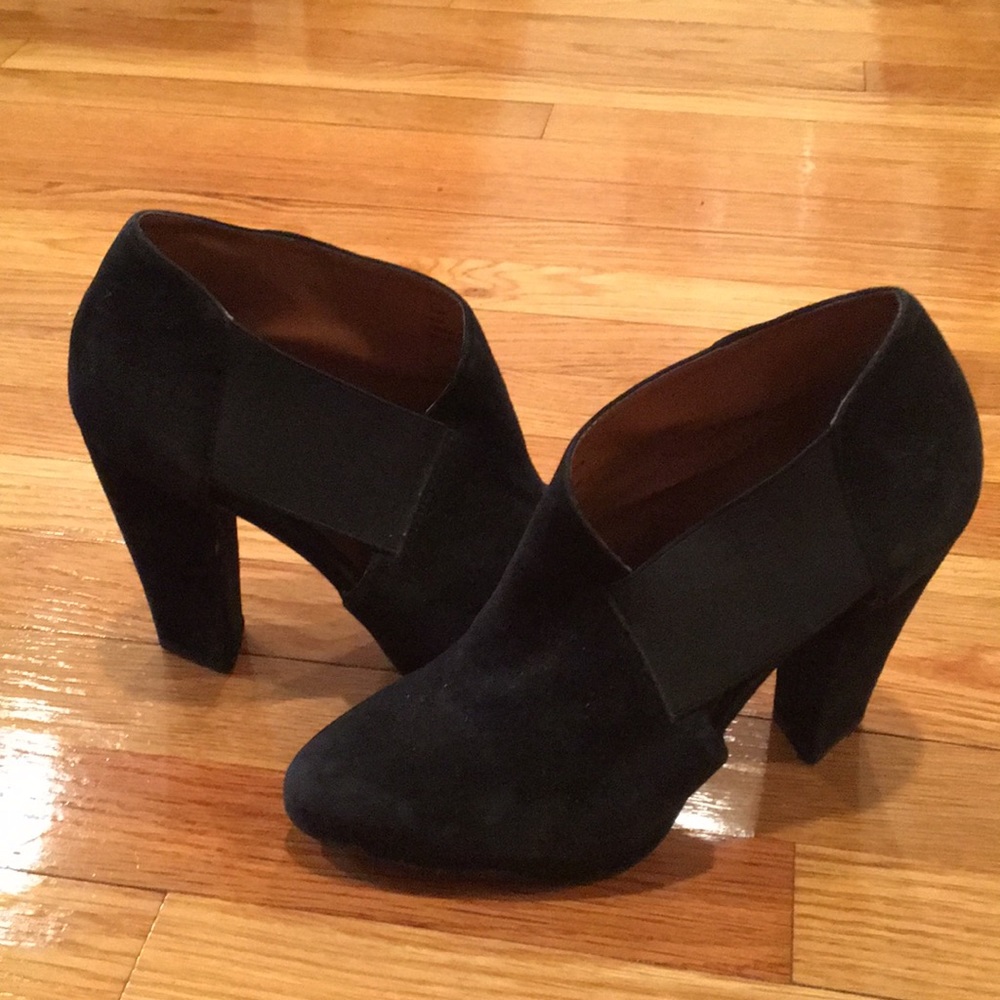 Calvin Klein black heels